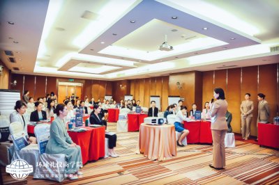 带你解密为什么那么多人选择礼仪培训师课程