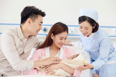 哪里找月嫂比较靠谱？专业月嫂去哪找