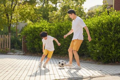如何训练自闭症孩子社交技巧？自闭症儿童社交训练