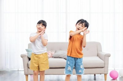 儿童学习注意力不集中的治疗方法_怎么提升孩子课堂注意力？