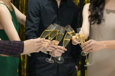 化妆对个人形象的重要性？女人如何提升个人形象气质？