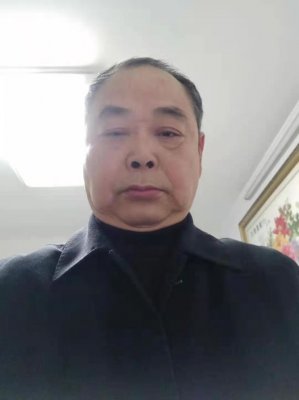 施汉清